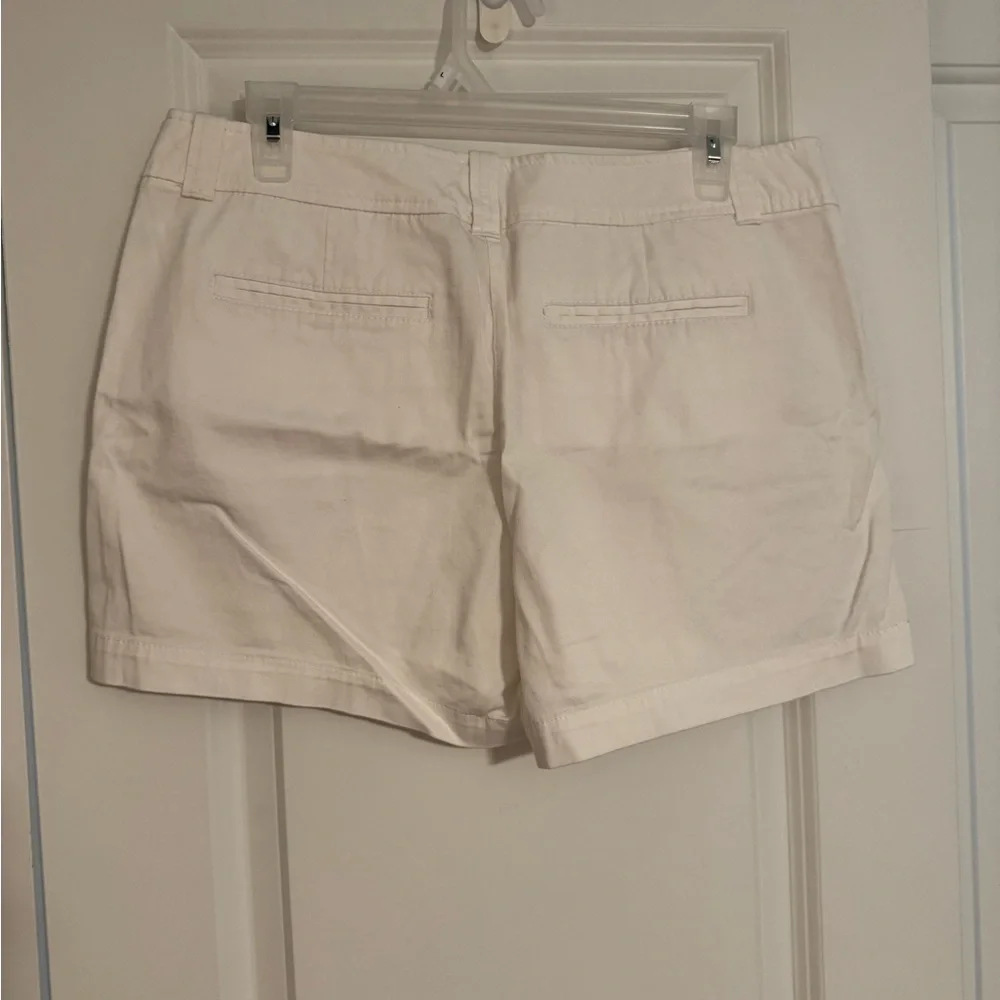 New York & Company Cream Bermuda Shorts Tailored Cotton Blend
